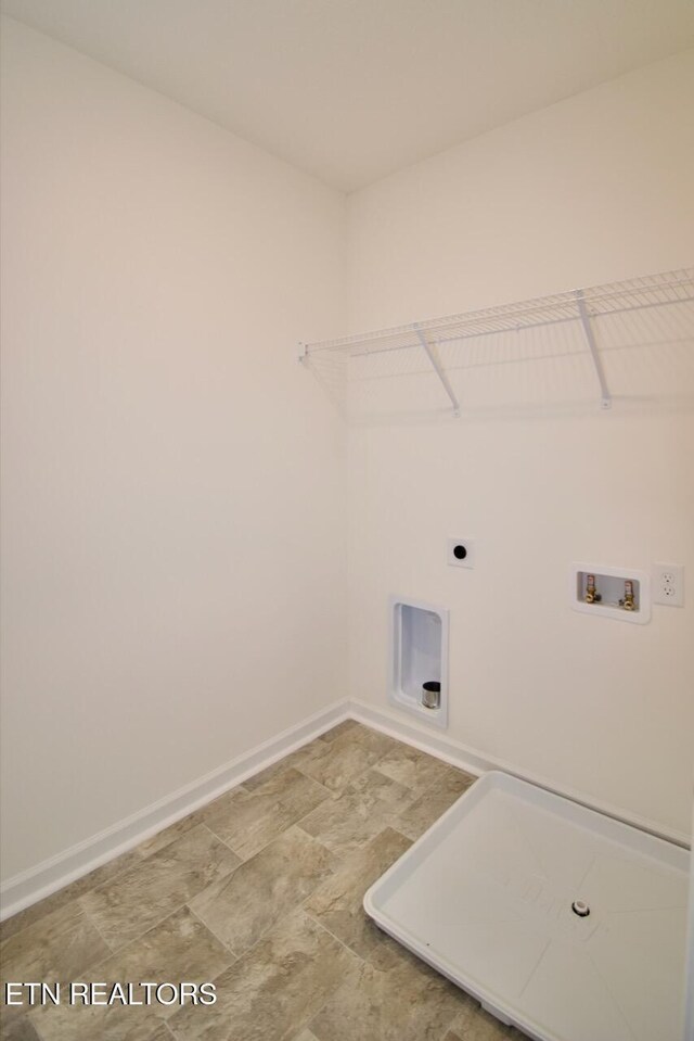 2141 Glen Crk, Knoxville, TN 37924 - clothes washing area featuring hookup for an electric dryer, laundry area, baseboards, and washer hookup