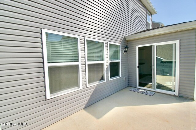 2141 Glen Crk, Knoxville, TN 37924 - view of patio