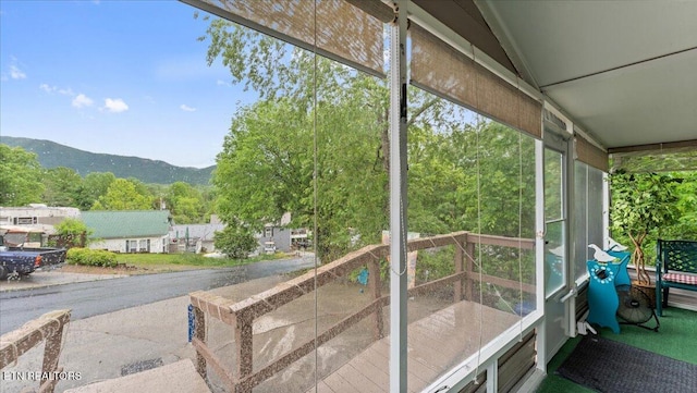 419 Mountain Thrush Dr, Townsend, TN 37882 - sunroom / solarium featuring a mountain view