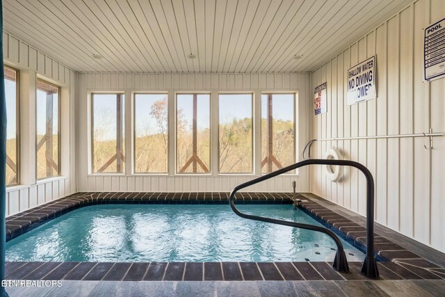 4164 Chamberlain Ln, Sevierville, TN 37862 - view of indoor pool