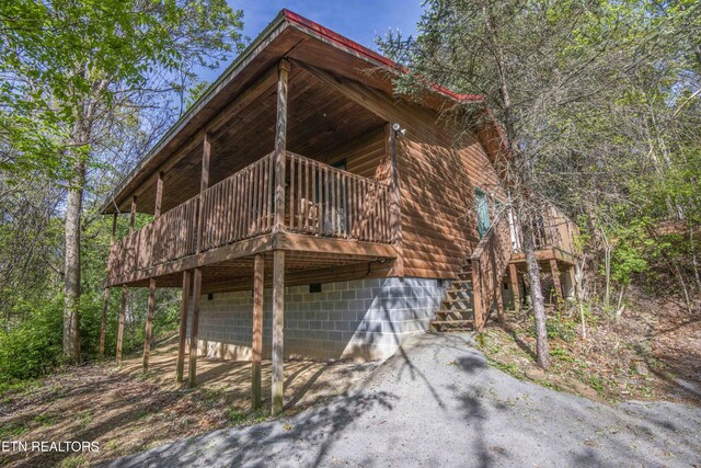 906 Lowe Valley Dr, Sevierville, TN 37862 - photo 1