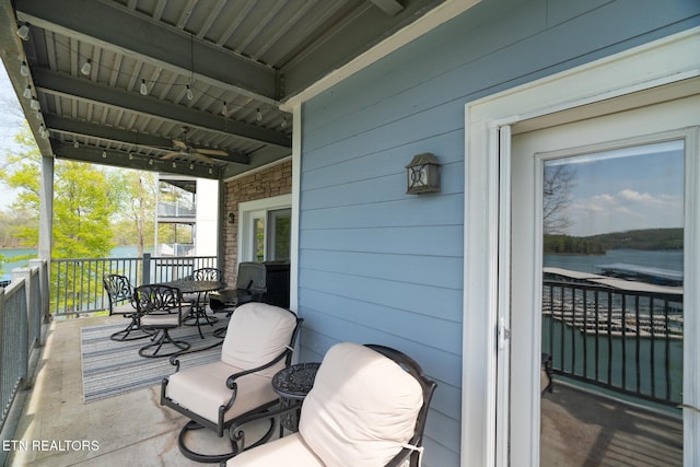 222 Pinnacle Pt, Andersonville, TN 37705 - exterior space with ceiling fan and a porch