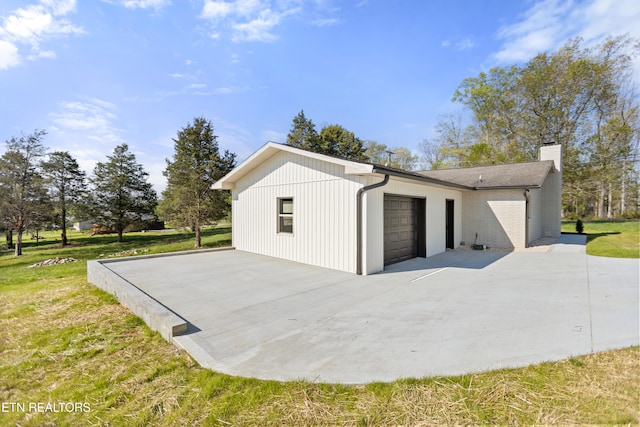 5911 Roberts Rd, Corryton, TN 37721 - view of garage