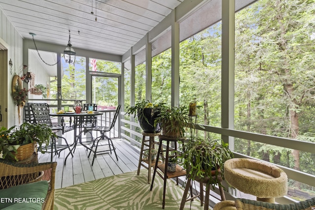 118 Mohawk Rd, Oak Ridge, TN 37830 - sunroom / solarium featuring hardwood / wood-style flooring and a healthy amount of sunlight