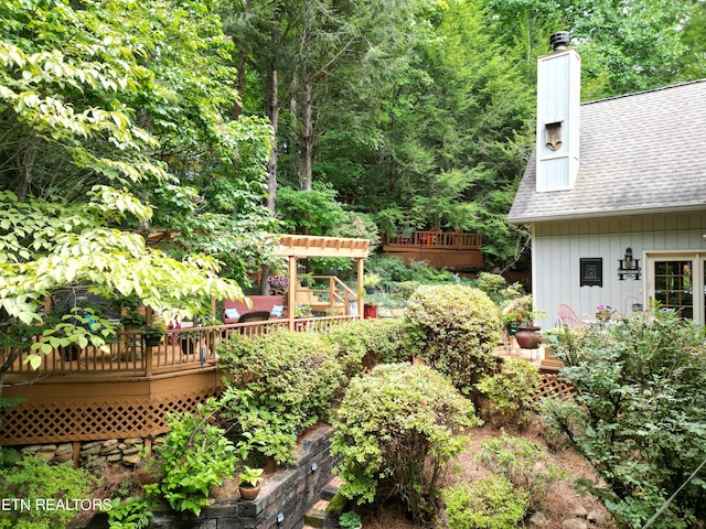 118 Mohawk Rd, Oak Ridge, TN 37830 - view of yard featuring a wooden deck