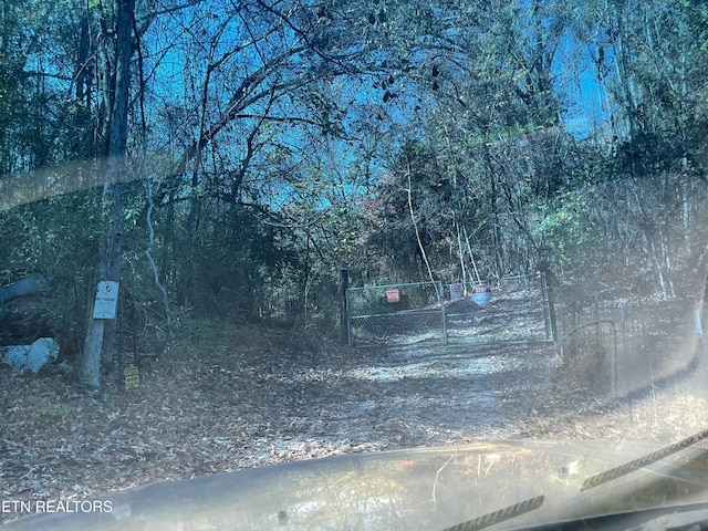 Creek Rd, Powell, TN 37849