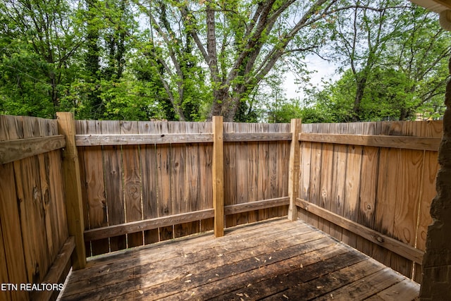 537 Wilson St, Newport, TN 37821 - view of wooden deck