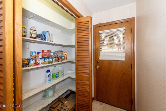 285 Telford St, Alcoa, TN 37701 - view of pantry
