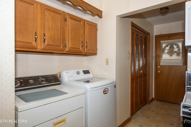 285 Telford St, Alcoa, TN 37701 - laundry room featuring cabinet space, separate washer and dryer, and wallpapered walls