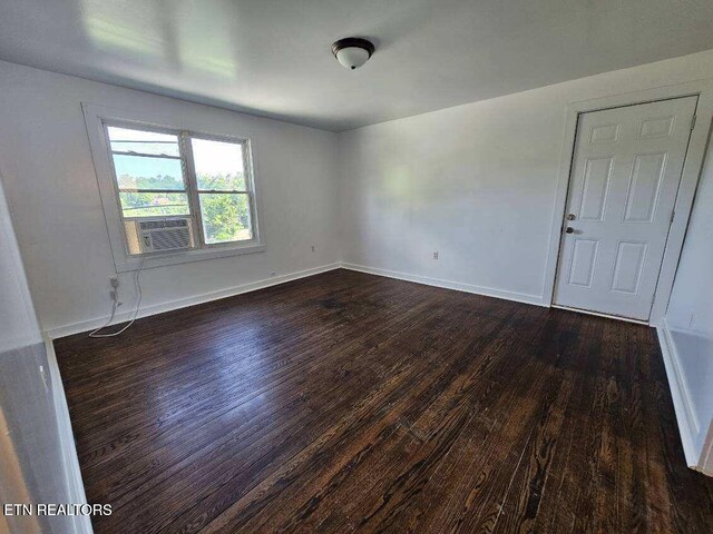 725 Chilhowee St, Harriman, TN 37748 - photo 6