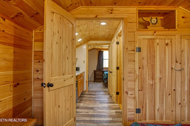 2025 Allardt Tinch Rd, Jamestown, TN 38556 - view of stable