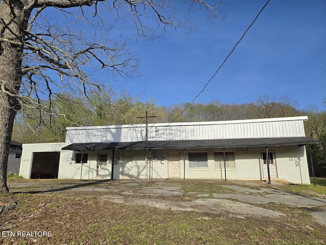 1204 Nashville Hwy, Lancing, TN 37770