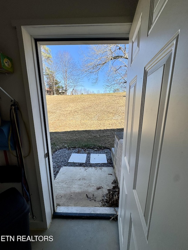 155 Oak Tree Ln, Sneedville, TN 37869 - view of doorway to outside