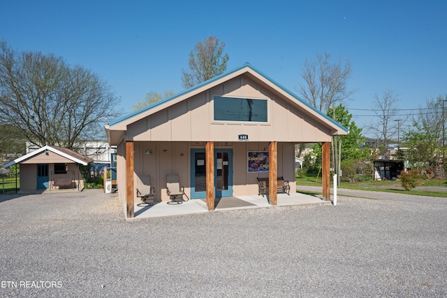 648 Old Douglas Dam Rd, Sevierville, TN 37876 - exterior space with covered porch