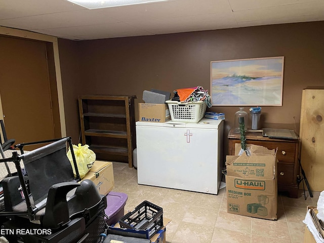 430 Buell Ln, Speedwell, TN 37870 - washroom with laundry area and light tile patterned floors