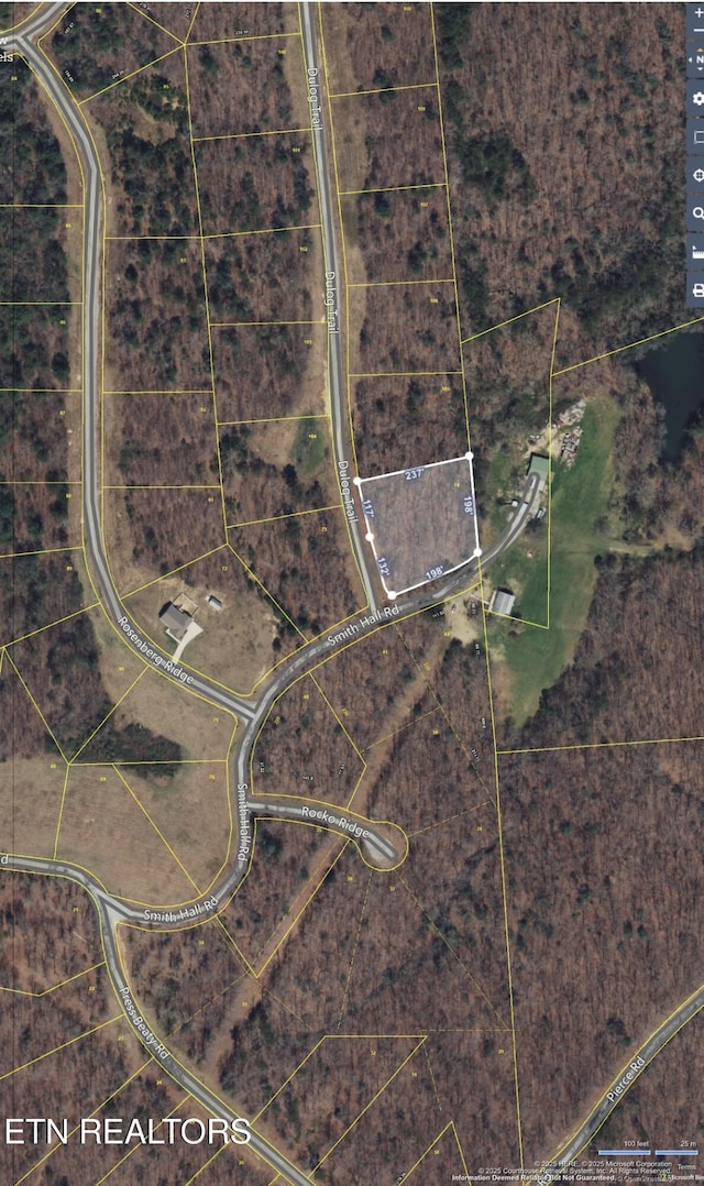 Smith Hall Rd, Jamestown, TN 38556