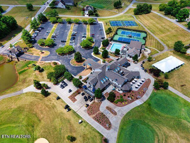 232 Eagle Cir, Vonore, TN 37885