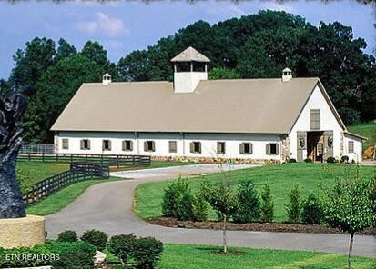 232 Eagle Cir, Vonore, TN 37885