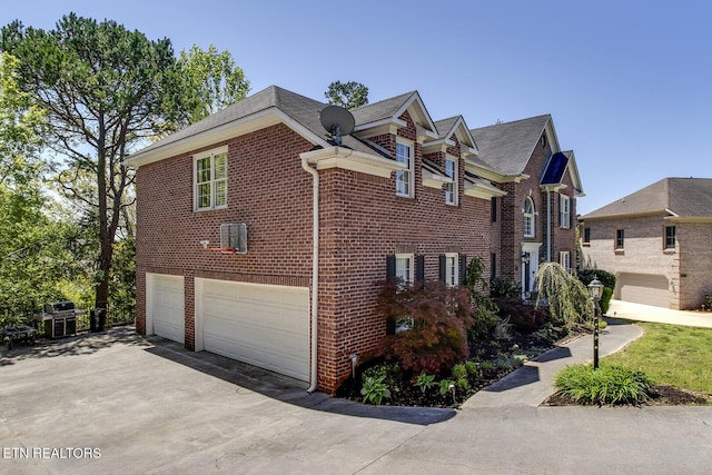 10320 Castlebridge Ct, Knoxville, TN 37922 - photo 2