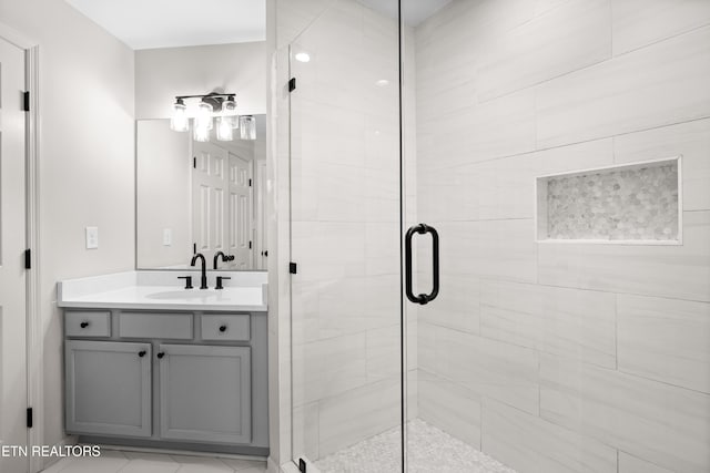 8411 Ivy Green Way, Knoxville, TN 37919 - full bath featuring vanity and a stall shower