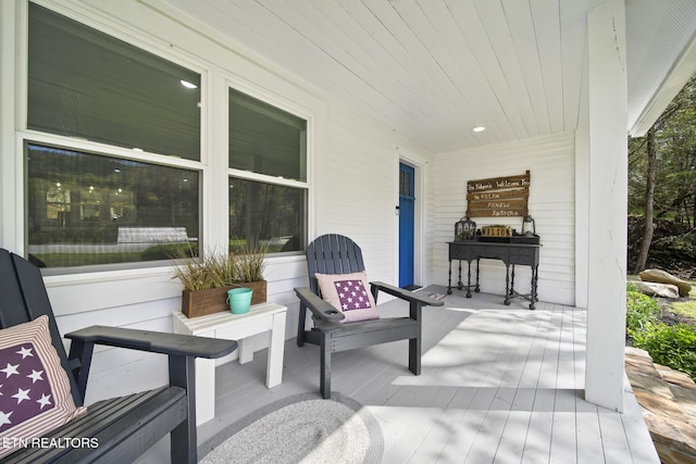 view of patio / terrace with covered porch