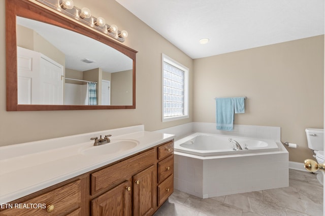 full bath featuring curtained shower, visible vents, toilet, vanity, and a garden tub