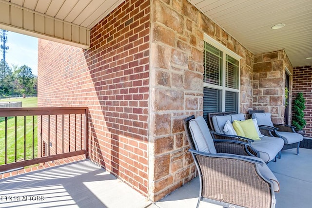 view of patio / terrace with covered porch