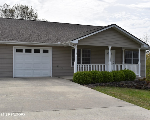 187 Grandview Ln, Crossville, TN 38571 - photo 1