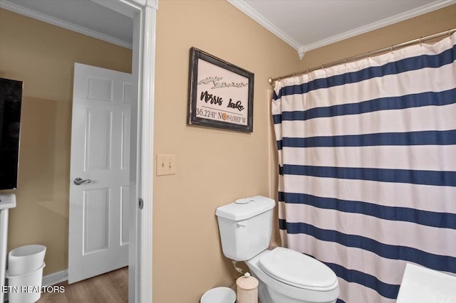 470 Deerfield Lndg Unit 5, Lafollette, TN 37766 - full bathroom with wood finished floors, toilet, crown molding, baseboards, and a shower with shower curtain