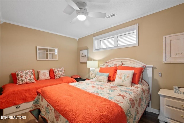470 Deerfield Lndg Unit 5, Lafollette, TN 37766 - bedroom with wood finished floors, visible vents, a ceiling fan, and ornamental molding