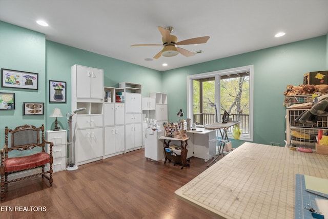 home office with recessed lighting, ceiling fan, and dark wood-style flooring