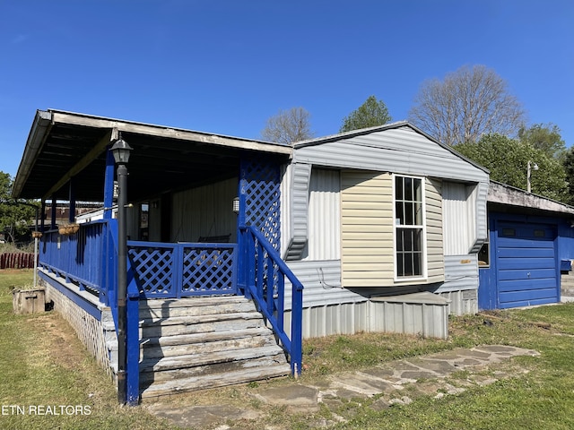 view of front facade with a porch