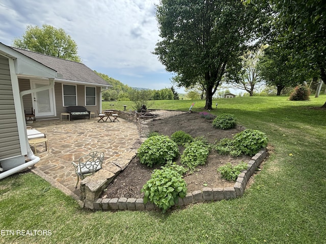 2525 Virgil Rushing Way, Knoxville, TN 37914 - view of yard featuring a patio area