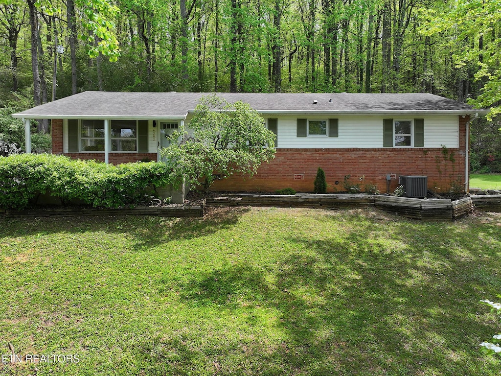 4302 Brown Gap Rd, Knoxville, TN 37918 - photo 1