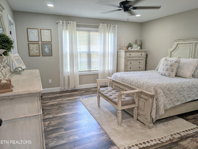 bedroom with dark wood-type flooring, a ceiling fan, baseboards, and recessed lighting