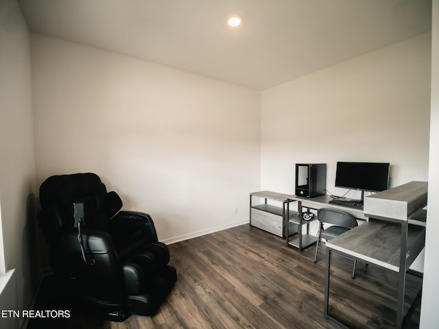 office area with baseboards, dark wood-type flooring, and recessed lighting