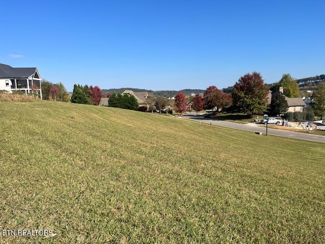 107 Chestnut Ln, Loudon, TN 37774
