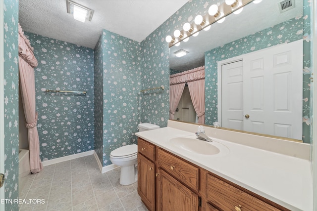 3804 Whitworth Dr, Knoxville, TN 37938 - bathroom with wallpapered walls, visible vents, toilet, and baseboards