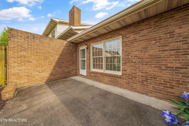 3804 Whitworth Dr, Knoxville, TN 37938 - view of patio / terrace