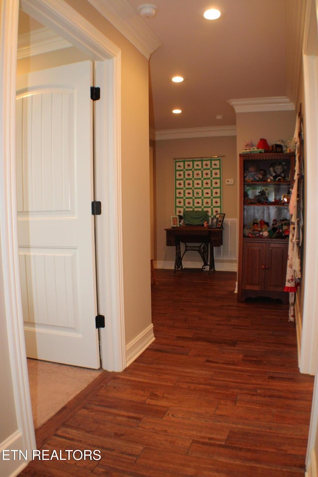 184 Danielle Ct, Harrogate, TN 37752 - hall with crown molding, dark wood finished floors, and recessed lighting