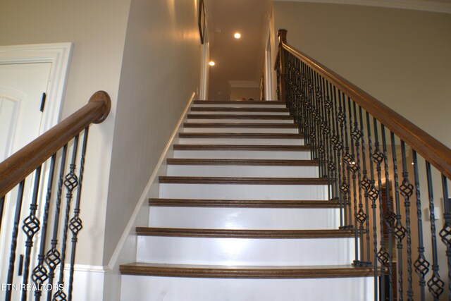 184 Danielle Ct, Harrogate, TN 37752 - stairway with recessed lighting