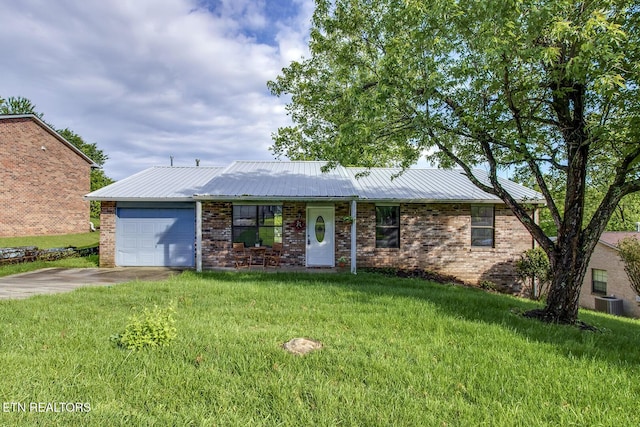 712 Genesis Ln, Knoxville, TN 37938 - photo 1