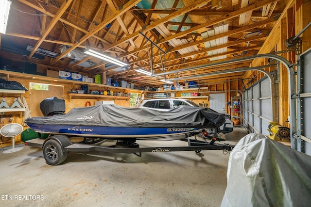 761 N Knob Creek Rd, Seymour, TN 37865 - view of garage
