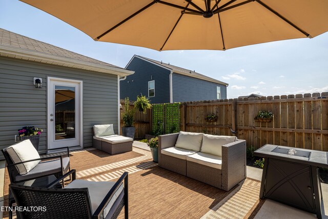 1423 Ridge Estates Dr, Athens, TN 37303 - view of patio with outdoor lounge area and fence