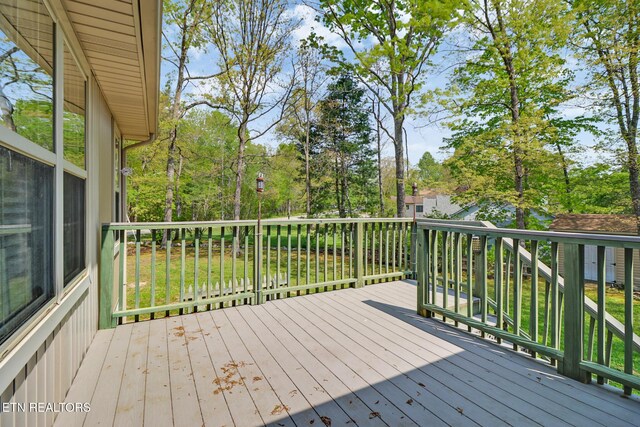 11 Windsor Pt, Crossville, TN 38558 - view of wooden deck
