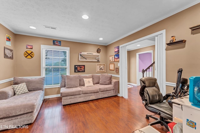 home office with dark wood-style flooring, baseboards, visible vents, and recessed lighting