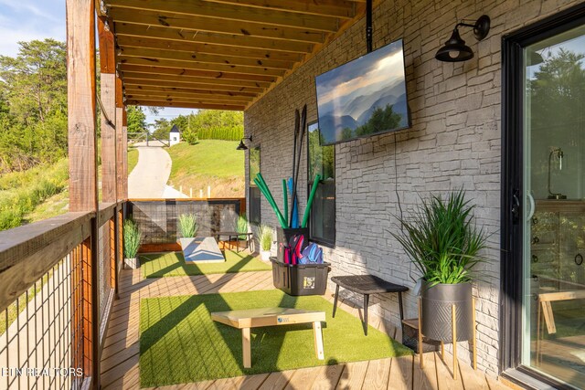 790 Pleasure Rd, Sevierville, TN 37876 - view of wooden terrace