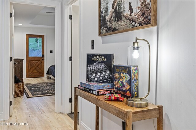790 Pleasure Rd, Sevierville, TN 37876 - corridor featuring wood finished floors