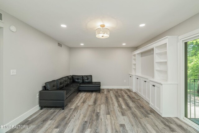 1972 Cherokee Bluff Dr, Knoxville, TN 37920 - photo 9