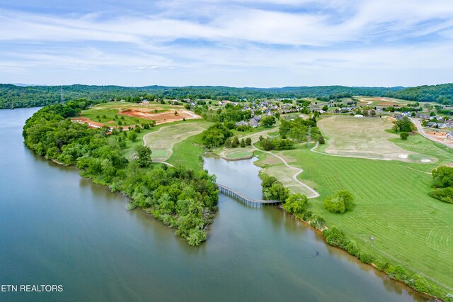 111 Tennesse National Dr, Loudon, TN 37774